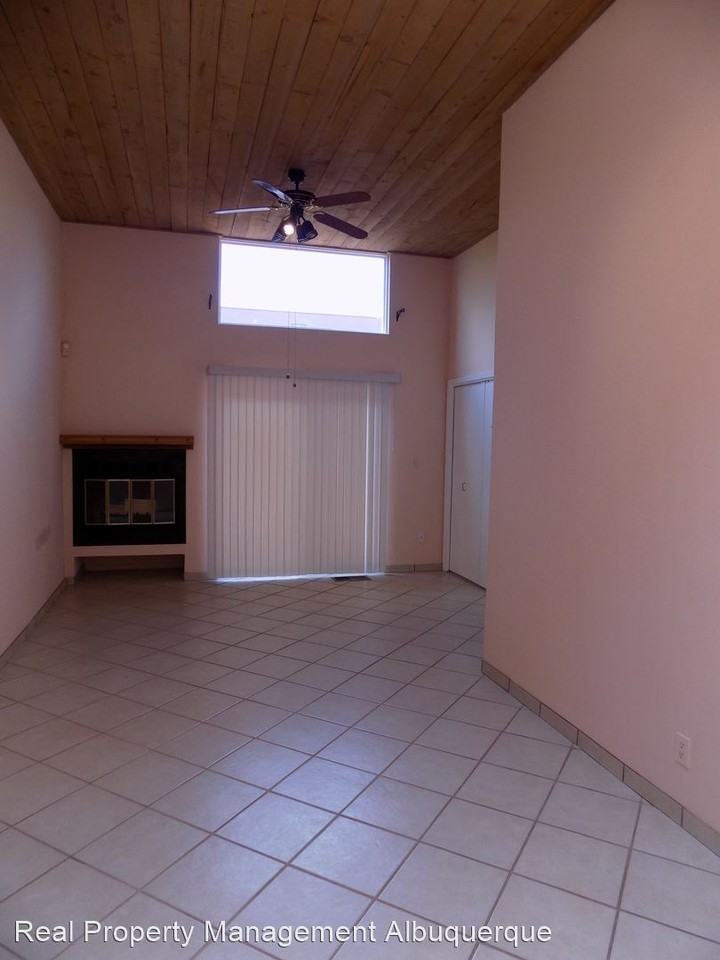 562 Aztec Rd Nw - Photo 3 of 20