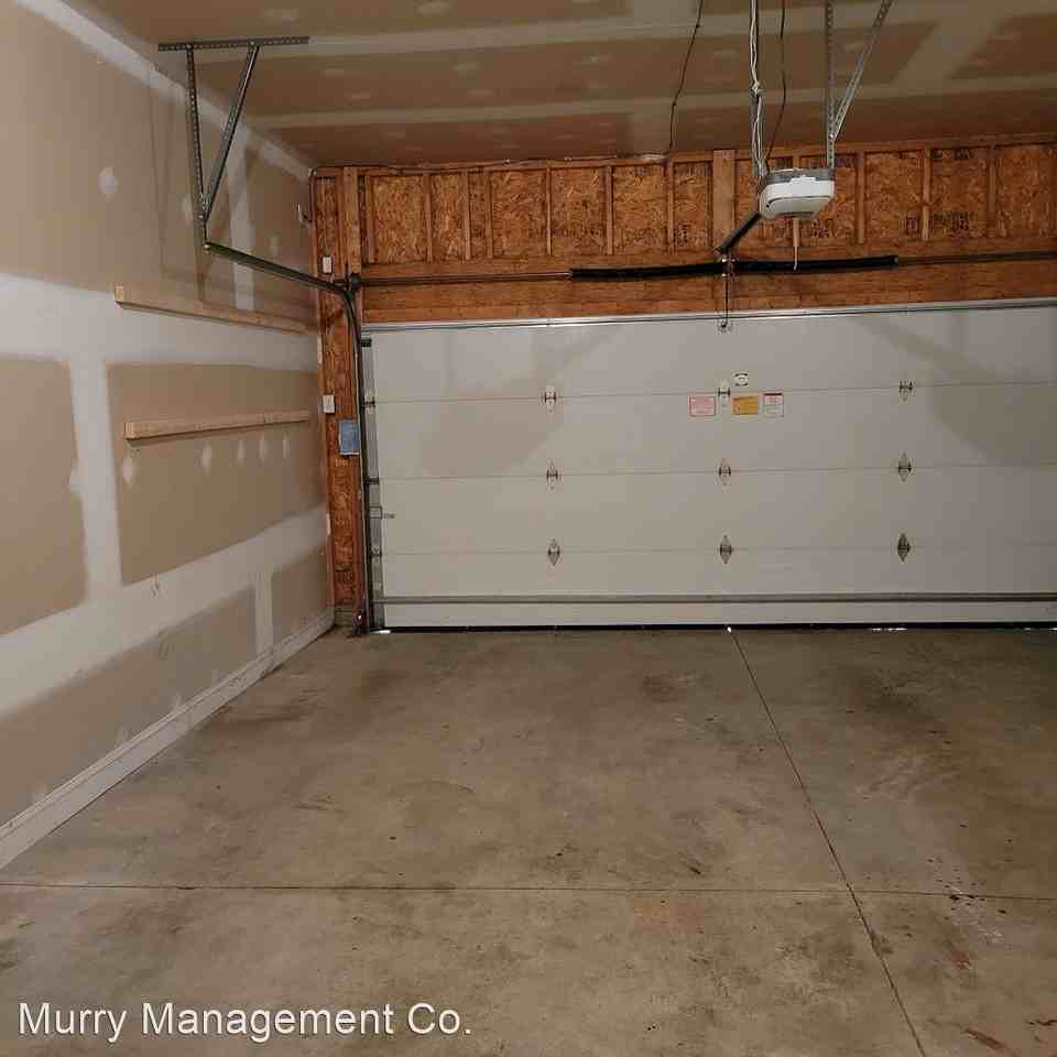 Crestgate Place - Photo 2 of 22