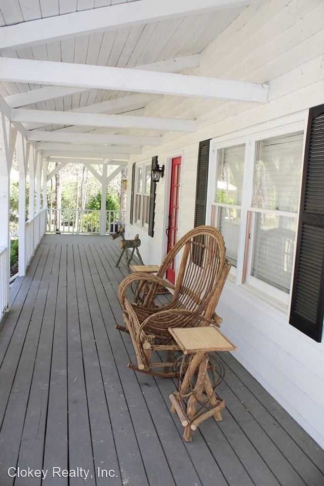 7115 Lister Ferry Rd - Photo 2 of 26