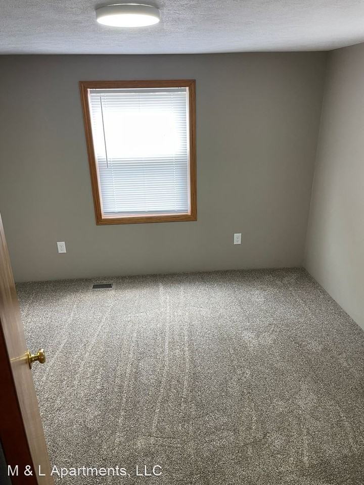 501 South Sunset - Photo 2 of 8
