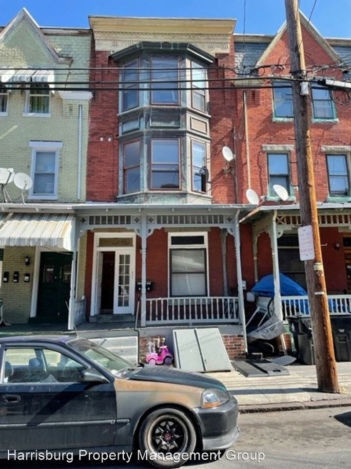 125 Sylvan Terrace - Photo 2 of 12