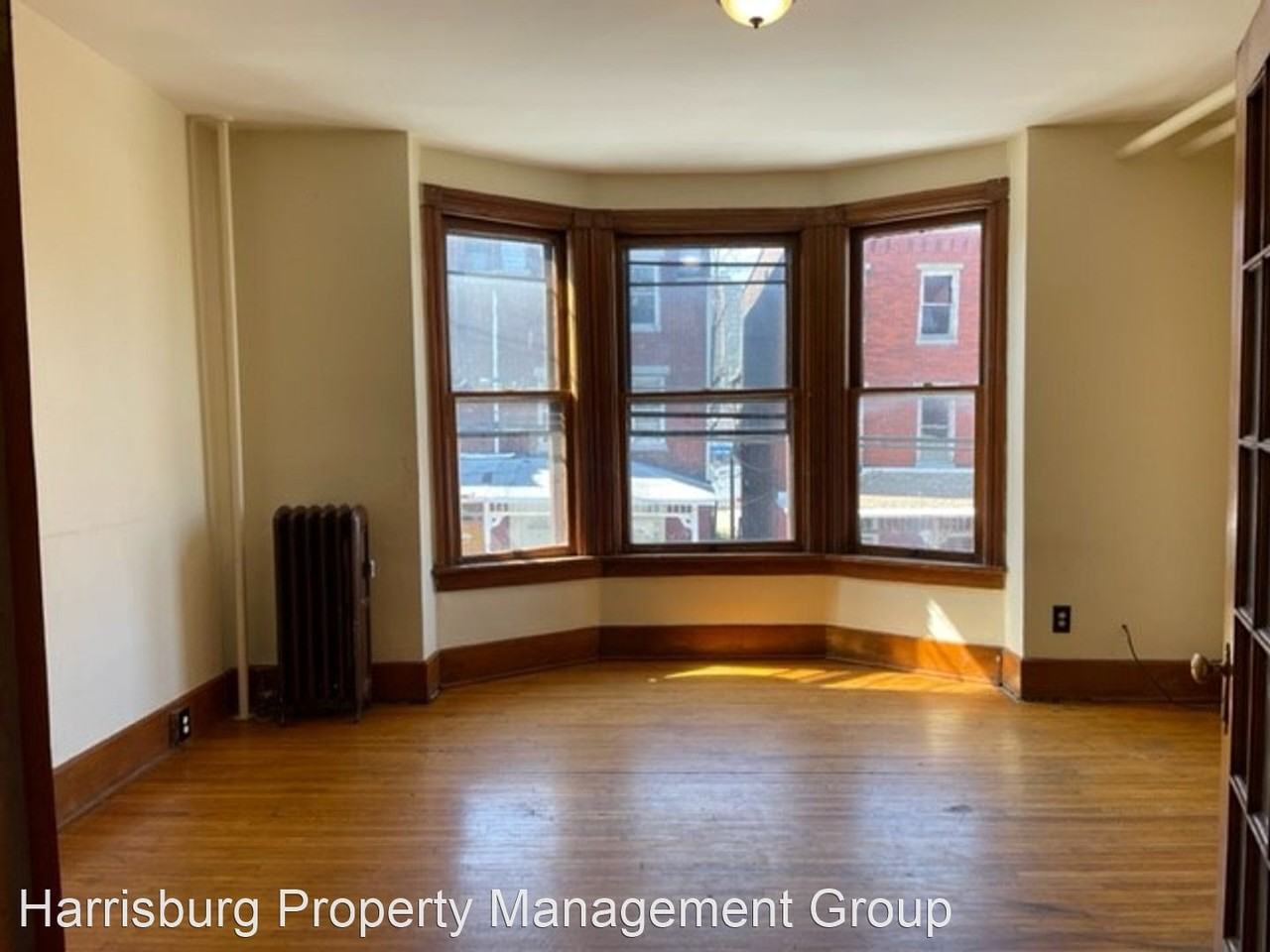 125 Sylvan Terrace - Photo 3 of 12