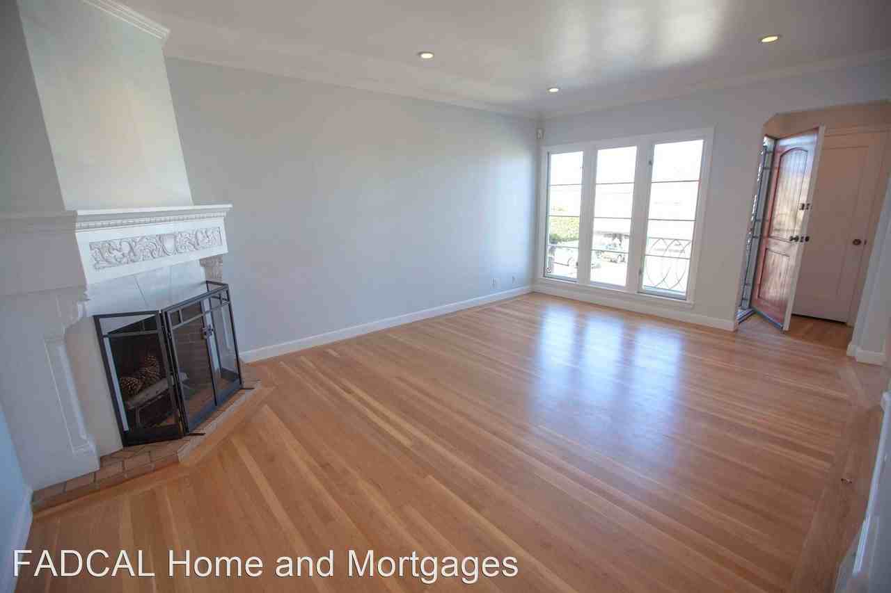 65 Robblee Ave - Photo 3 of 21