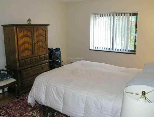 209 Riverview Ave 2 - Photo 3 of 5