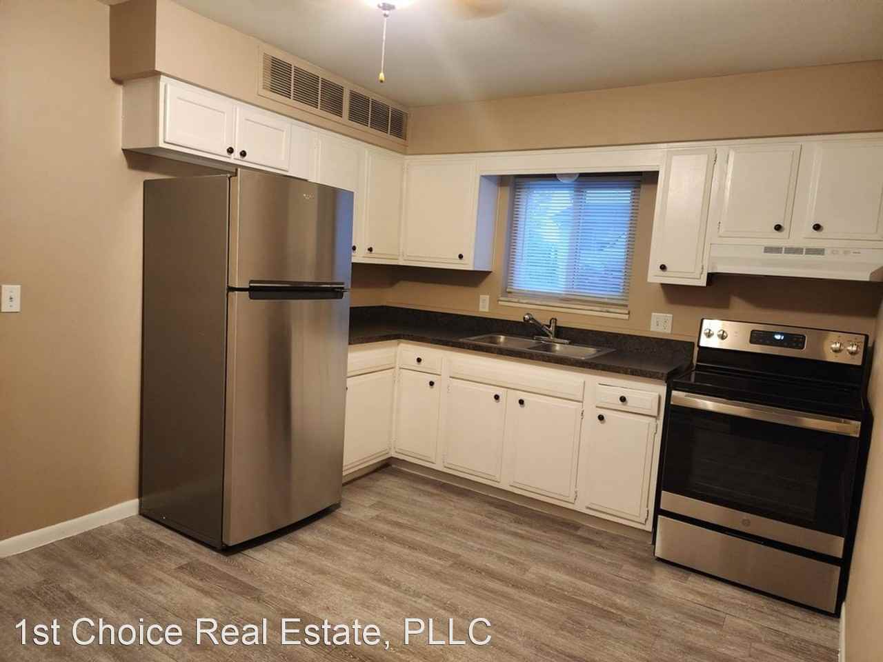 1225 Willow St - Photo 2 of 8