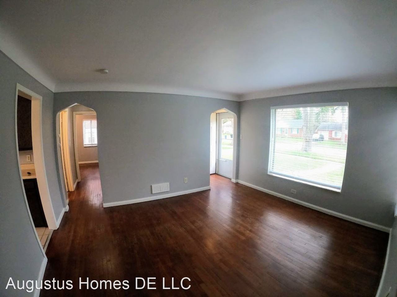 23085 Floral St - Photo 2 of 15