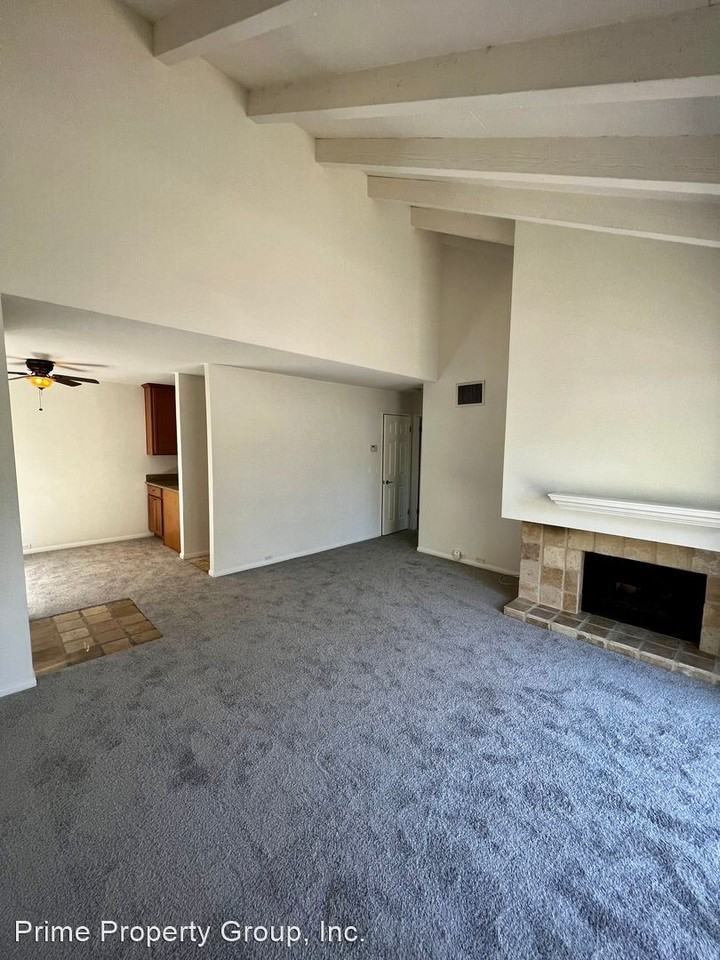508 Woodside Oaks #8