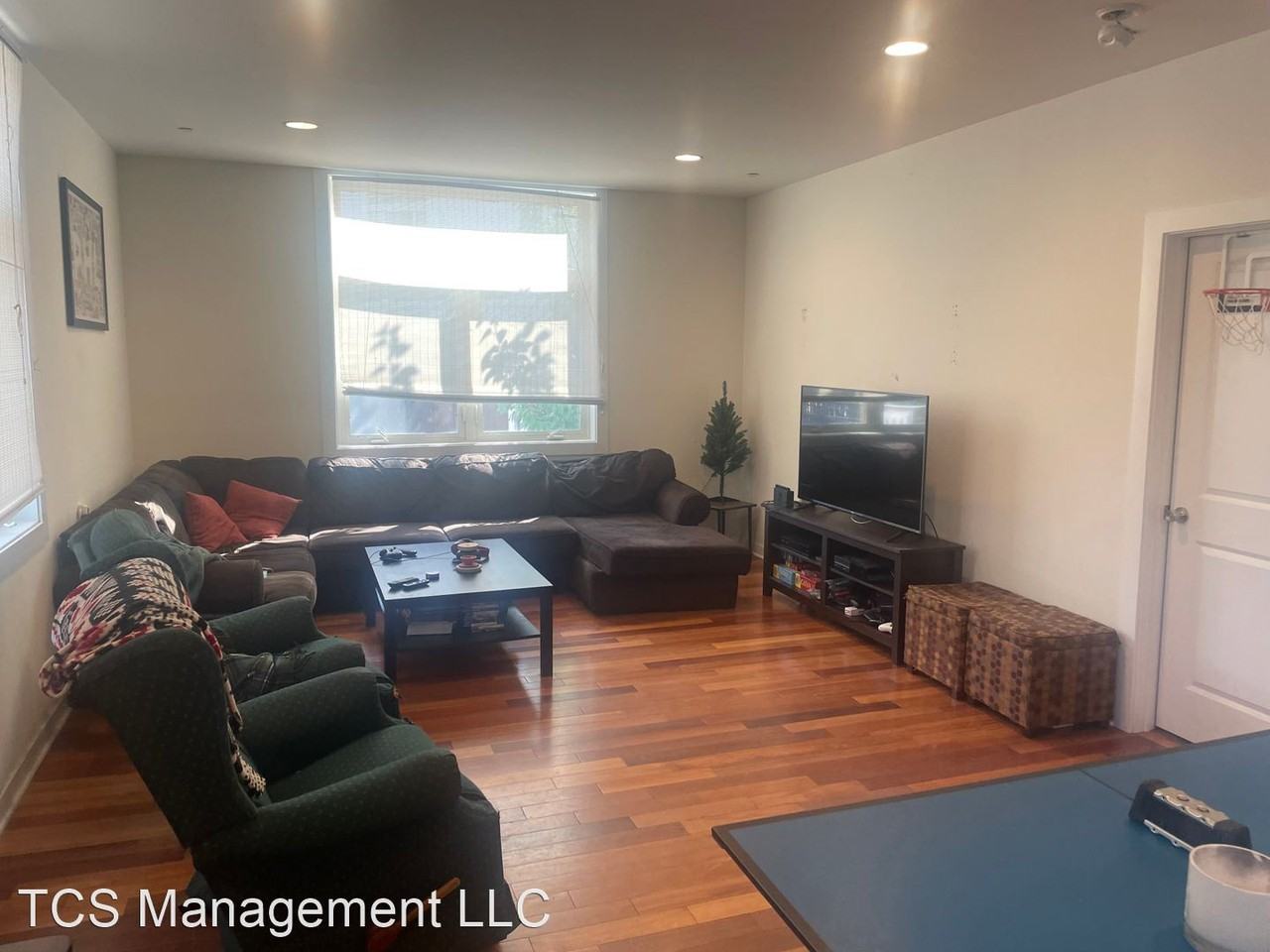 1829 Vineyard St #1 - Photo 2 of 15