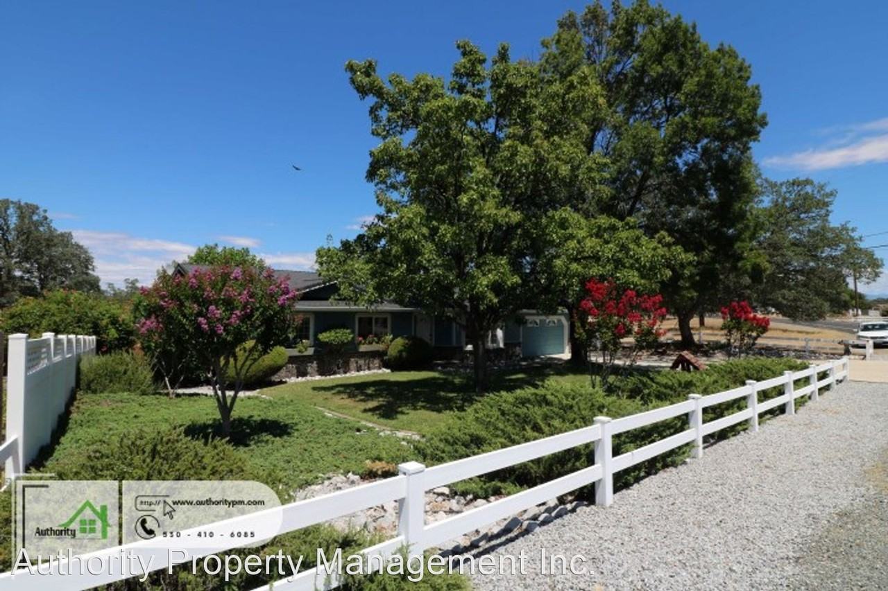 22522 River View Dr - Photo 3 of 24