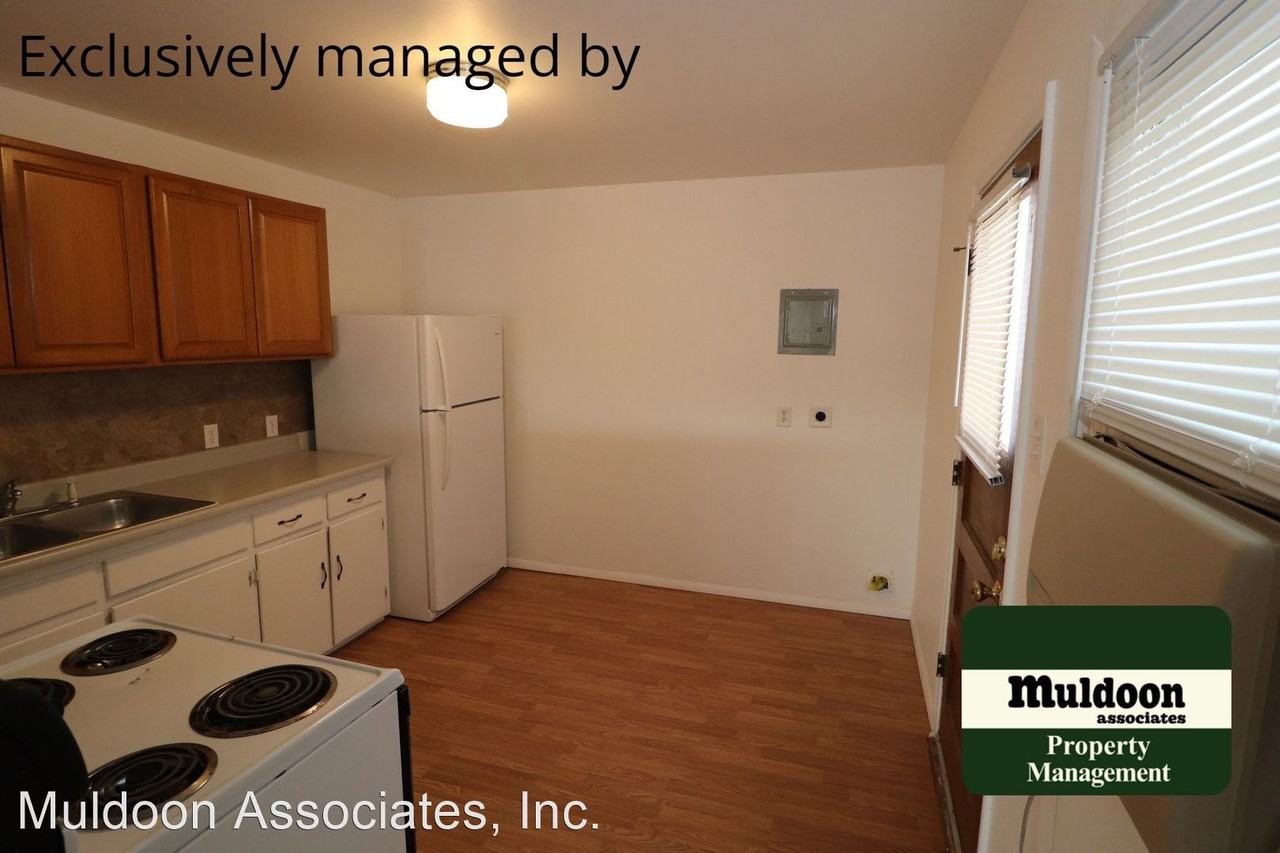 3407 Bay State Ave - Photo 2 of 8