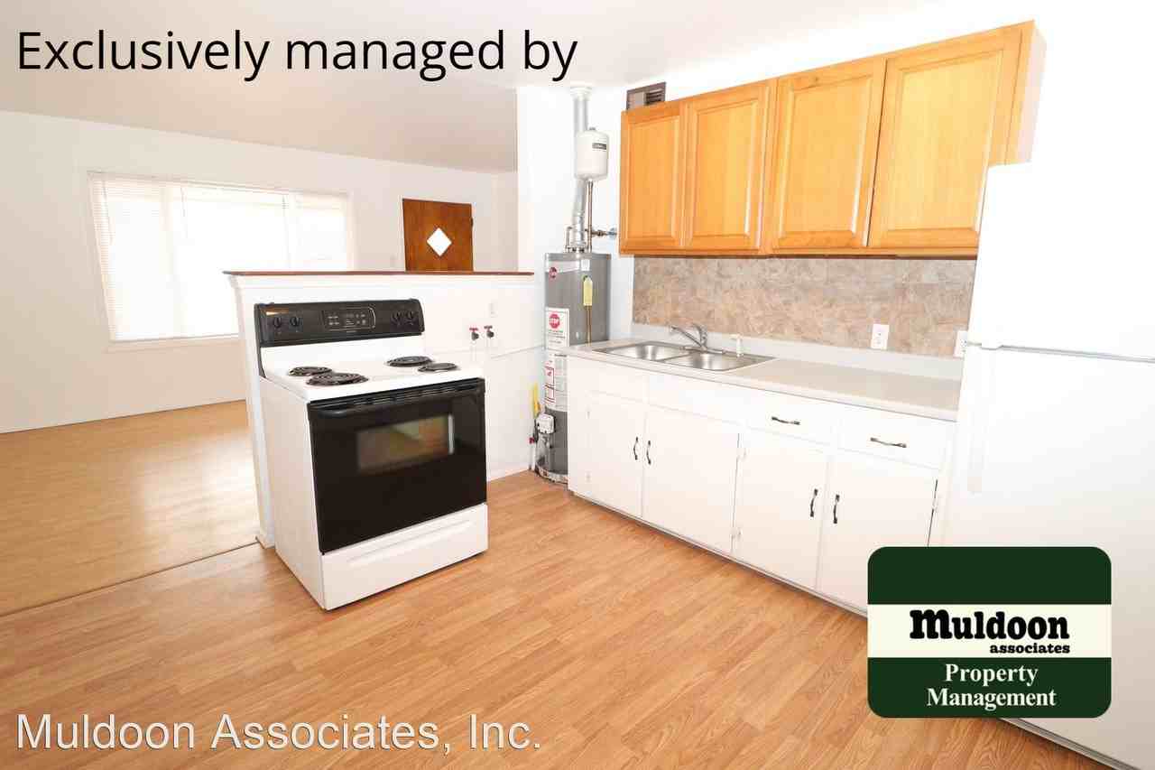 3407 Bay State Ave - Photo 3 of 8