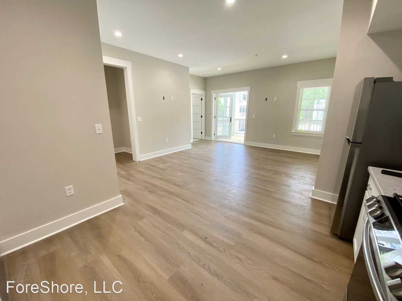 10 Marianna Way - Photo 3 of 10