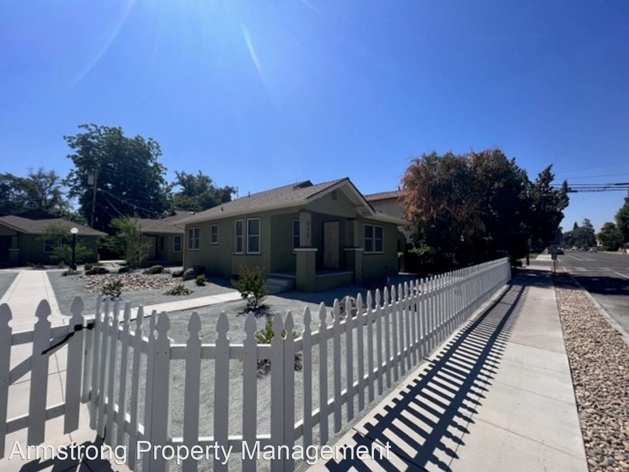 S. Court - Photo 3 of 13