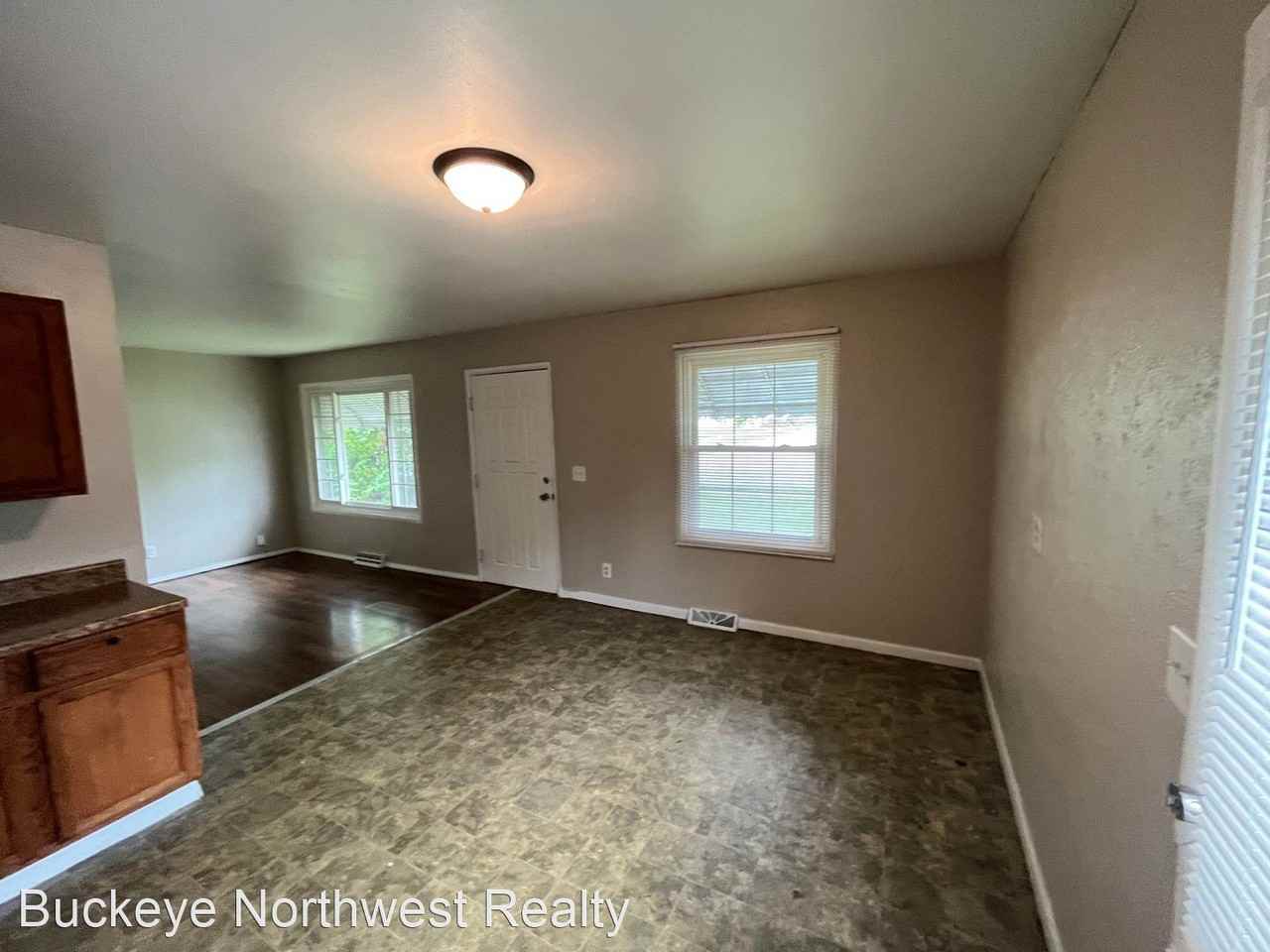 466 N Wheeling St - Photo 2 of 6