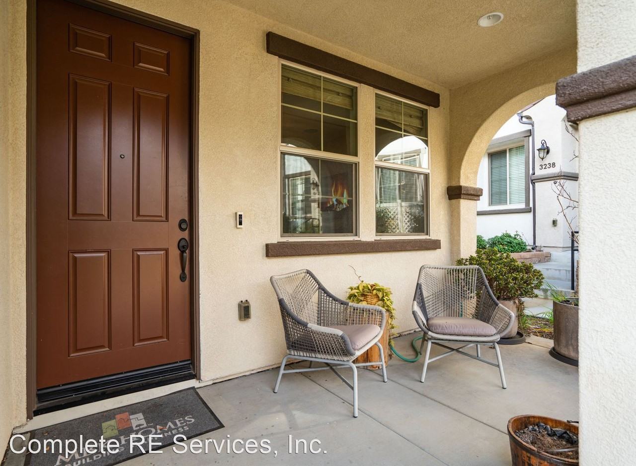 114 Stonebridge Rd - Photo 2 of 35