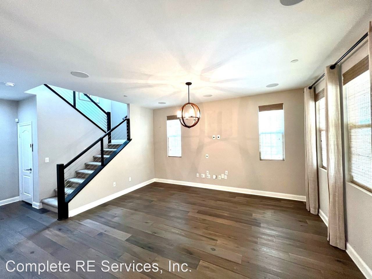 114 Stonebridge Rd - Photo 3 of 35