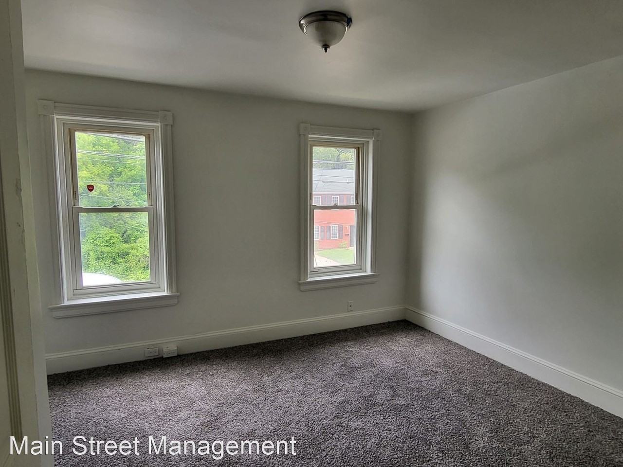 1407 Brick Row - Photo 2 of 11