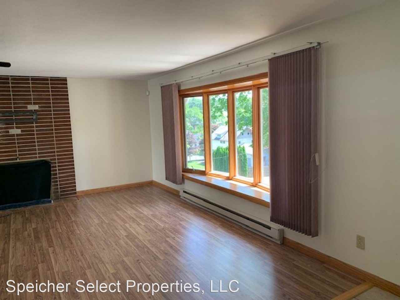 108 Dell St - Photo 2 of 15