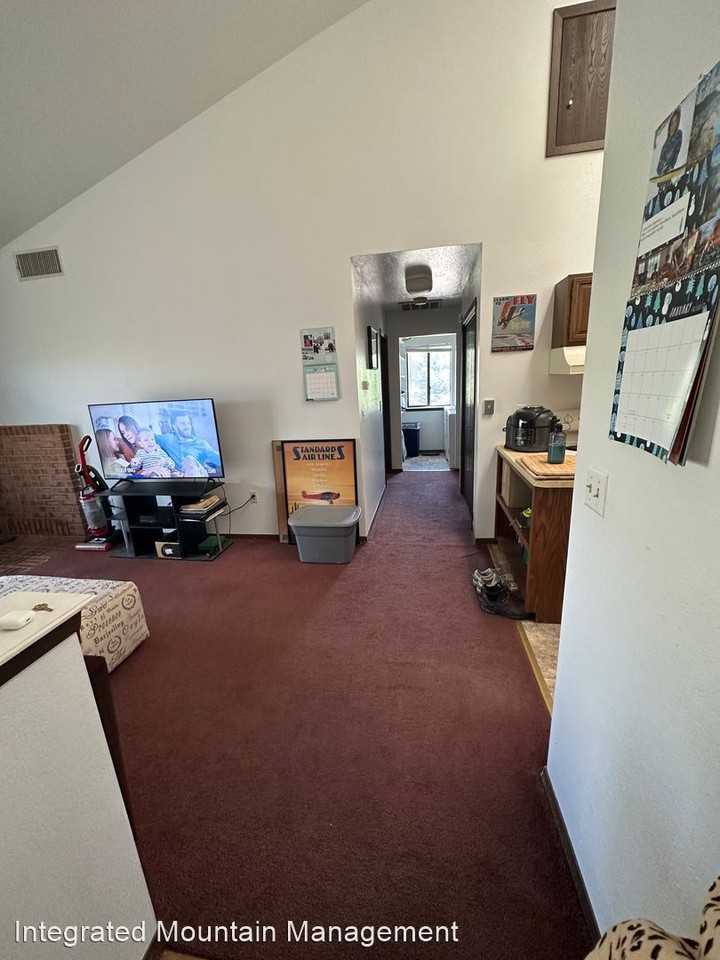 93 Meadow Wood Dr #3 - Photo 2 of 13