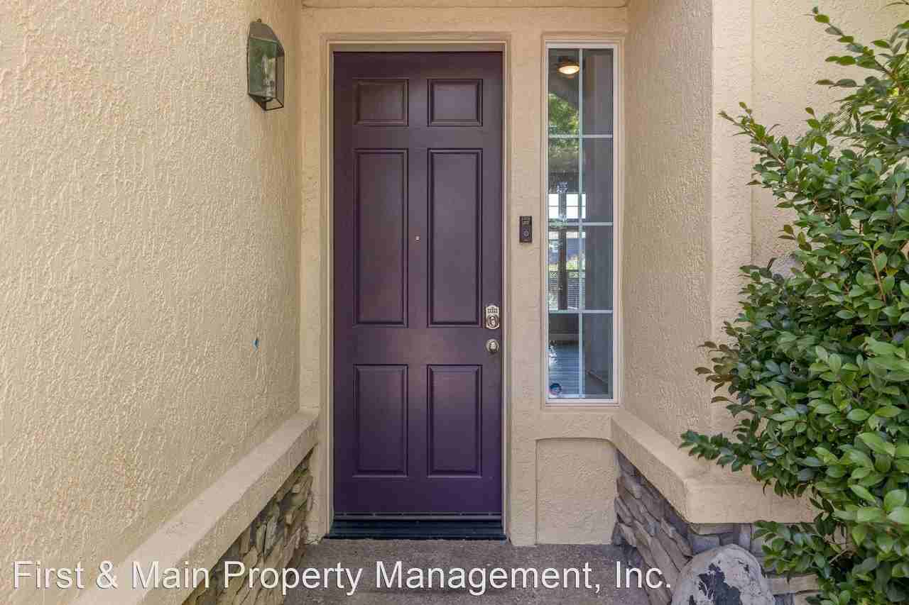 14 Ravenwood Ln - Photo 3 of 50