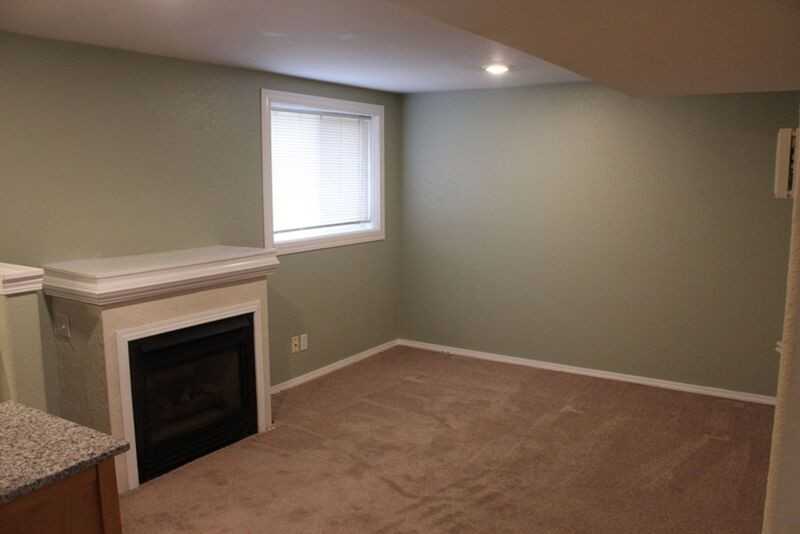 2720 W Heron St #B - Photo 4 of 13