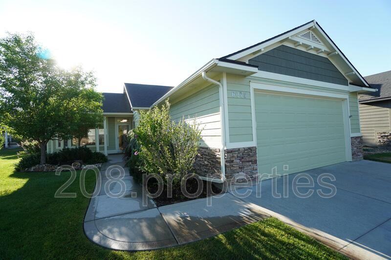 6072 N Gull Rock Pl - Photo 3 of 39