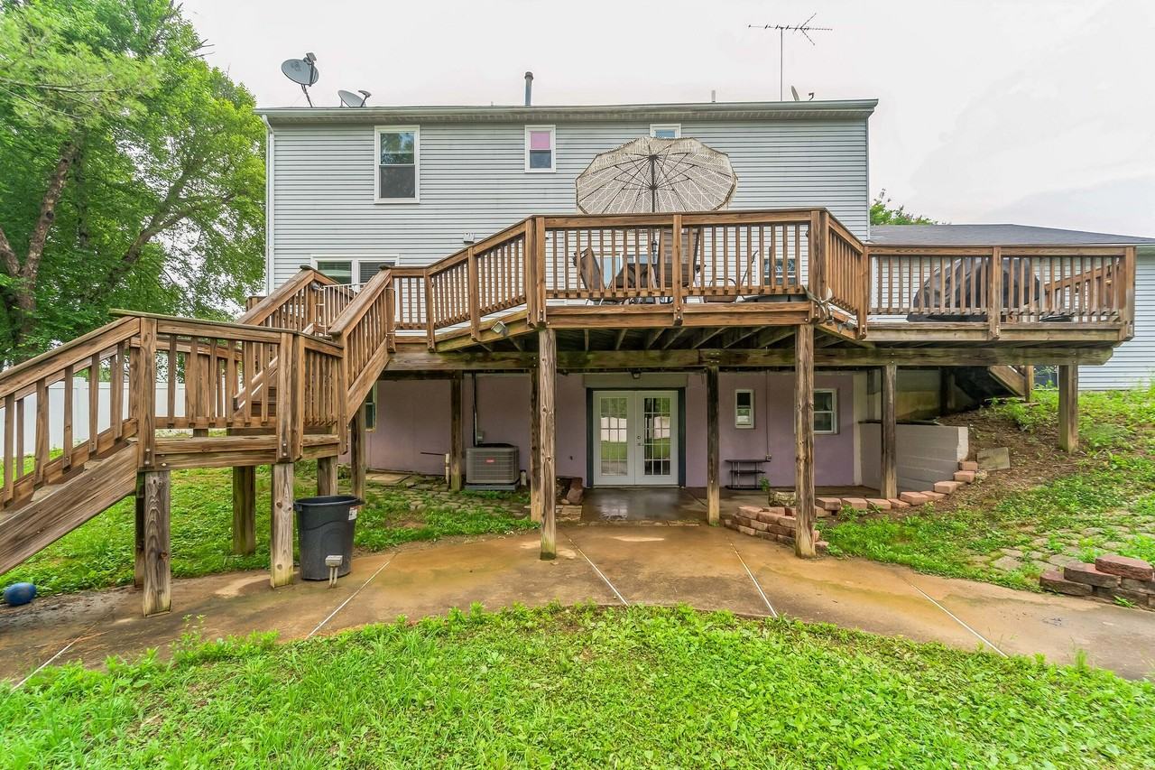 19562 Ridge Heights Dr - Photo 2 of 29