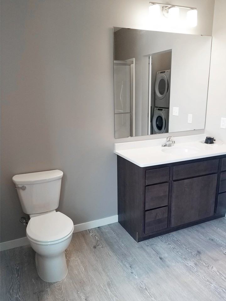 301 N 3Rd St - Photo 2 of 10