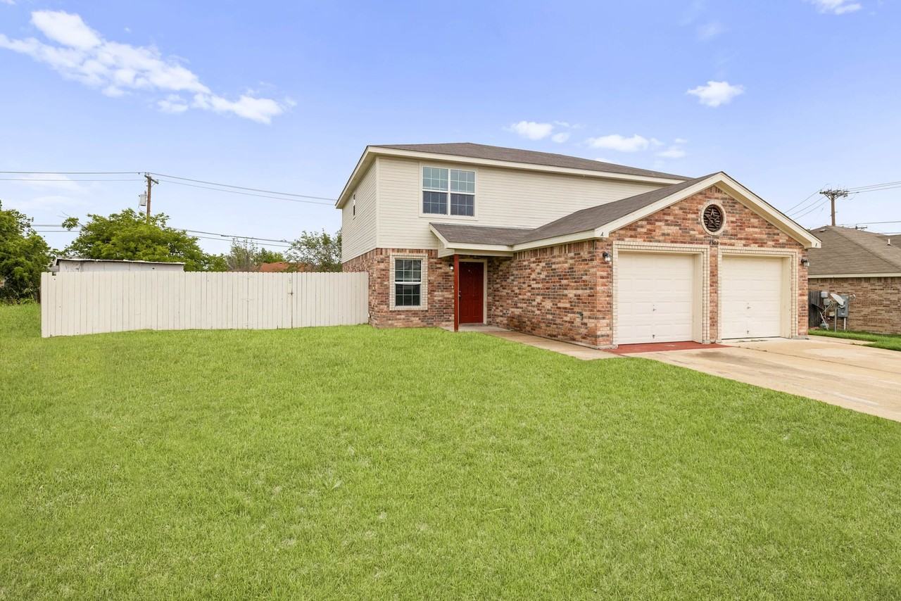 4503 Waterproof - Photo 2 of 24