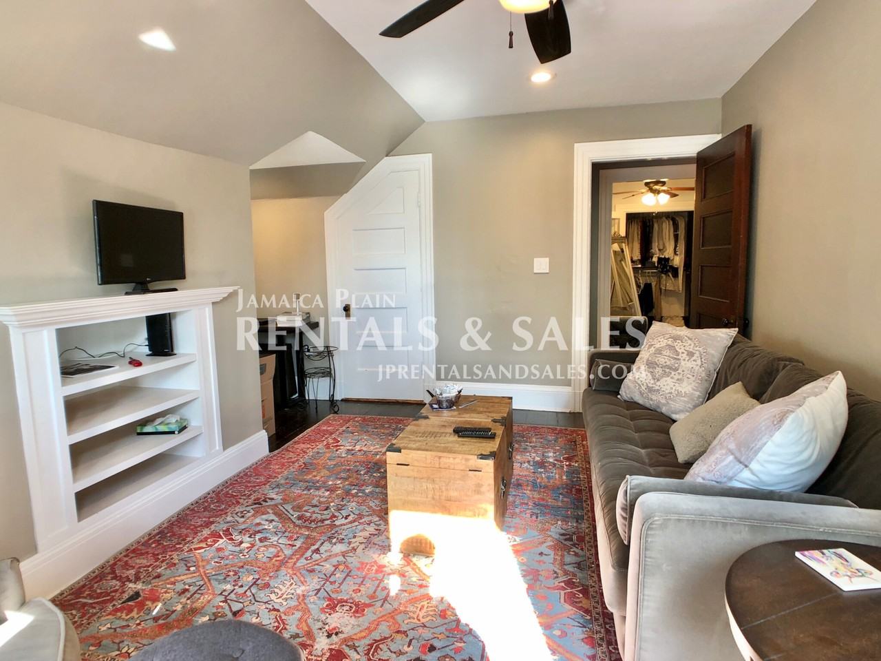 16 Oakview Ter #3CO - Photo 3 of 19