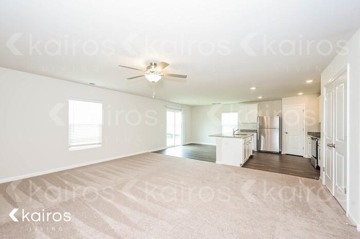 1711 Mimosa Bloom Ct - Photo 2 of 15