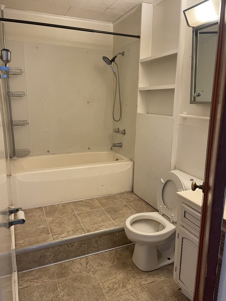 205 Chicago Street - Photo 3 of 6