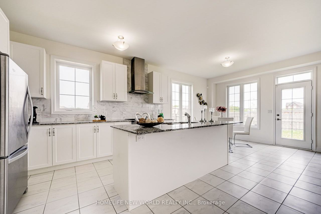 162 Frank Kelly Drive - Photo 2 of 20