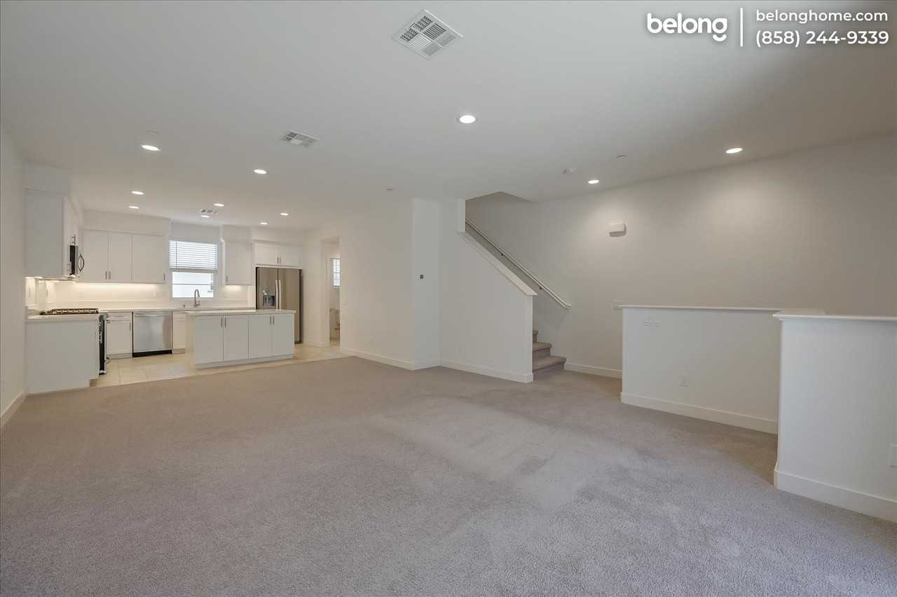 4367 Pacifica Way #4 - Photo 6 of 44