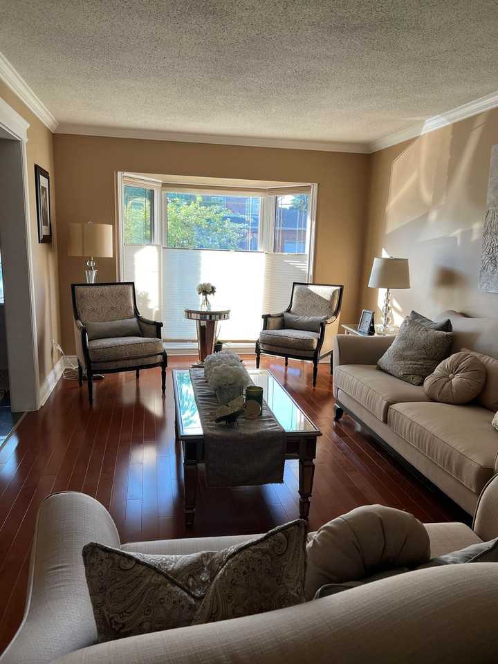 57 Paula Crescent - Photo 3 of 22