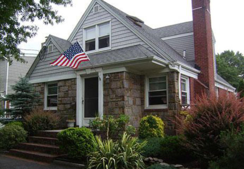 178 Euston Rd S - Photo 2 of 10