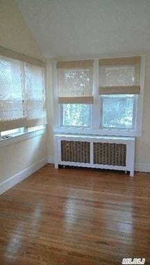 217 S Bayview Ave - Photo 2 of 7