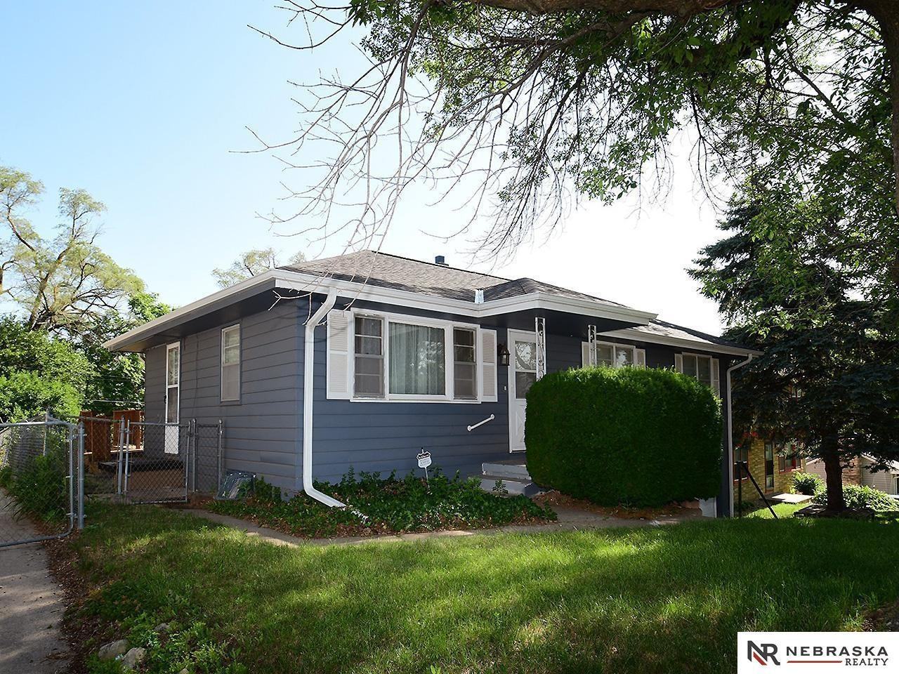 8726 Parker St #NA - Photo 3 of 22