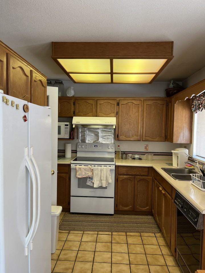 1181 Durant Drive - Photo 2 of 17