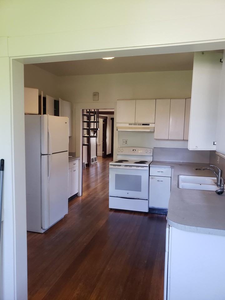 371 Corona Street - Photo 3 of 17