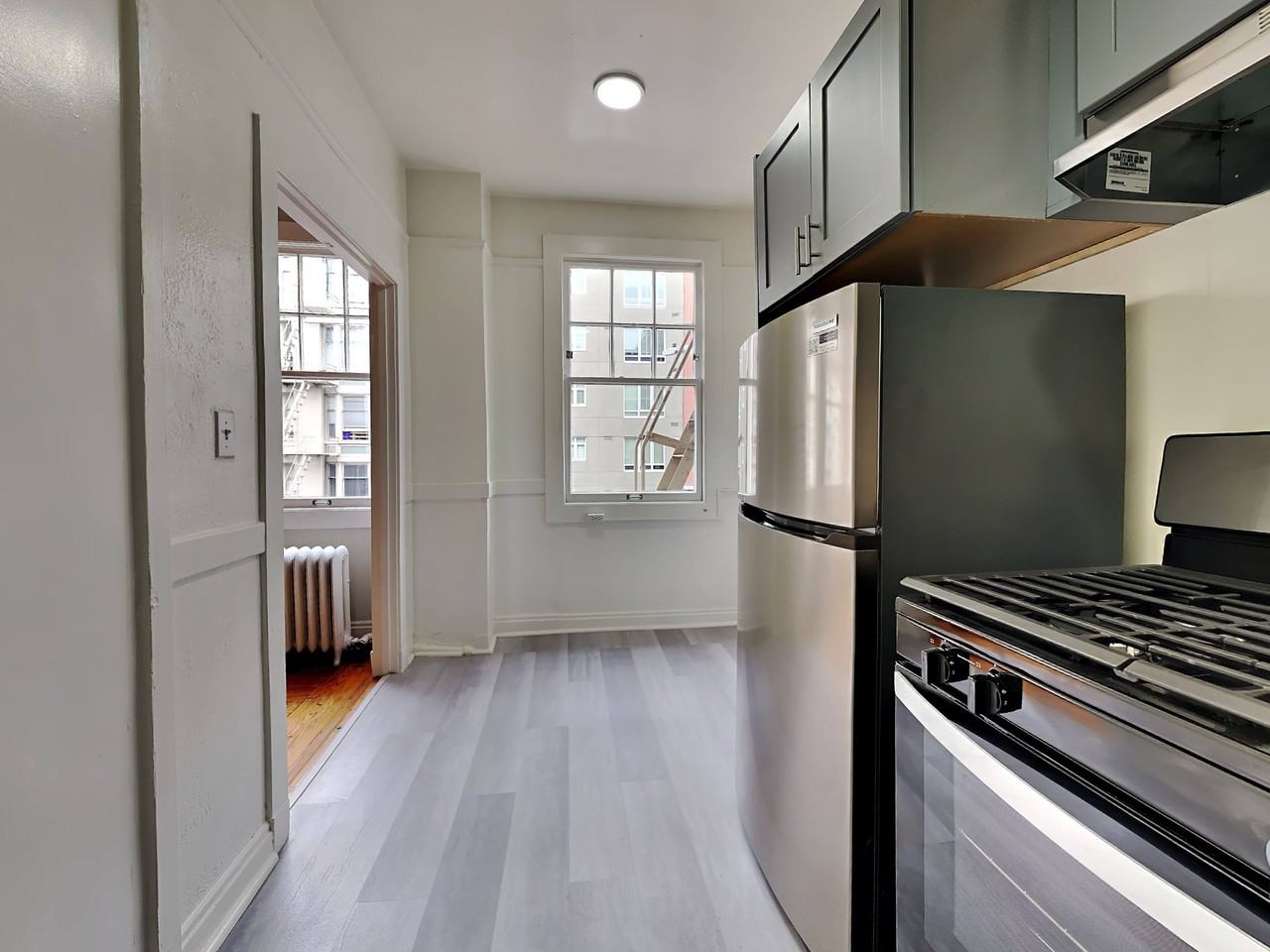 970 Geary St - Photo 5 of 24