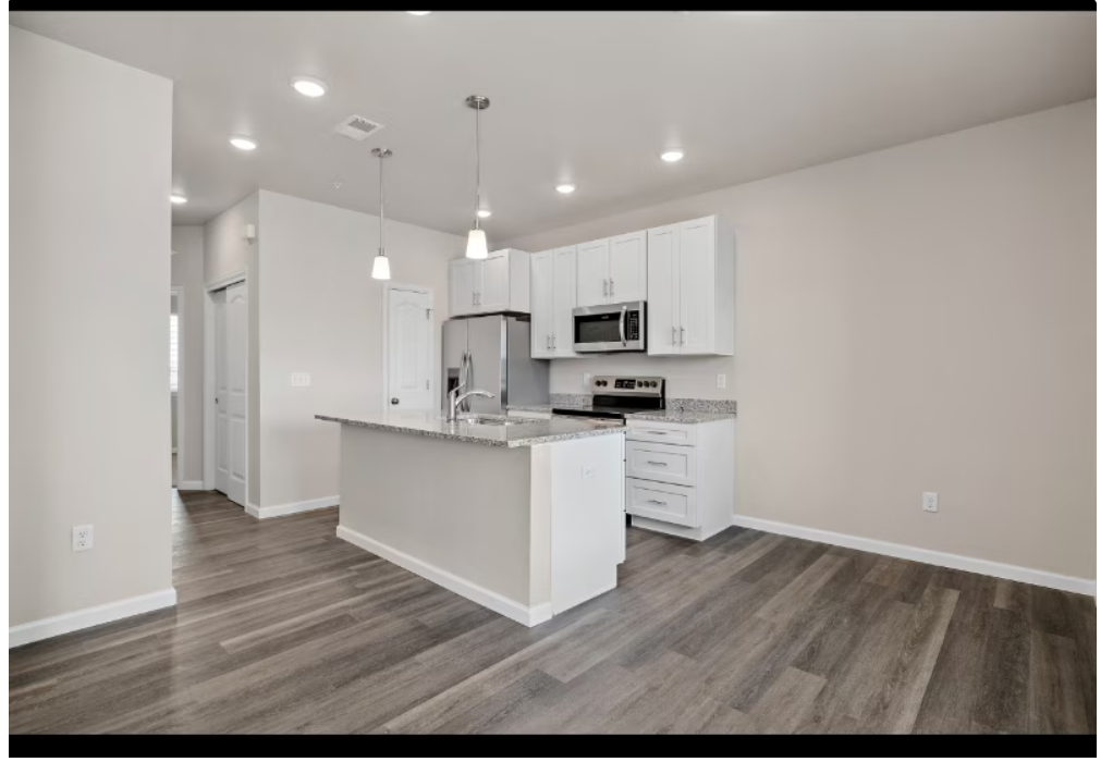 1531 Richard Martin Dr #102 - Photo 5 of 11