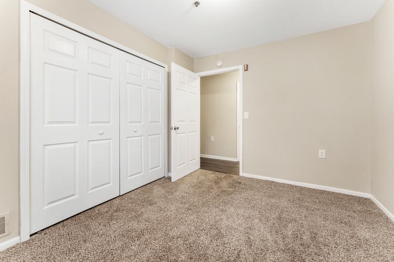 3670 S John Hix Rd #4UPG - Photo 7 of 13