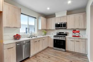 featured image of 5501 Laurel Canyon Blvd