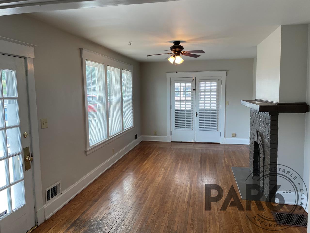 735 South Grand Avenue - Photo 3 of 17