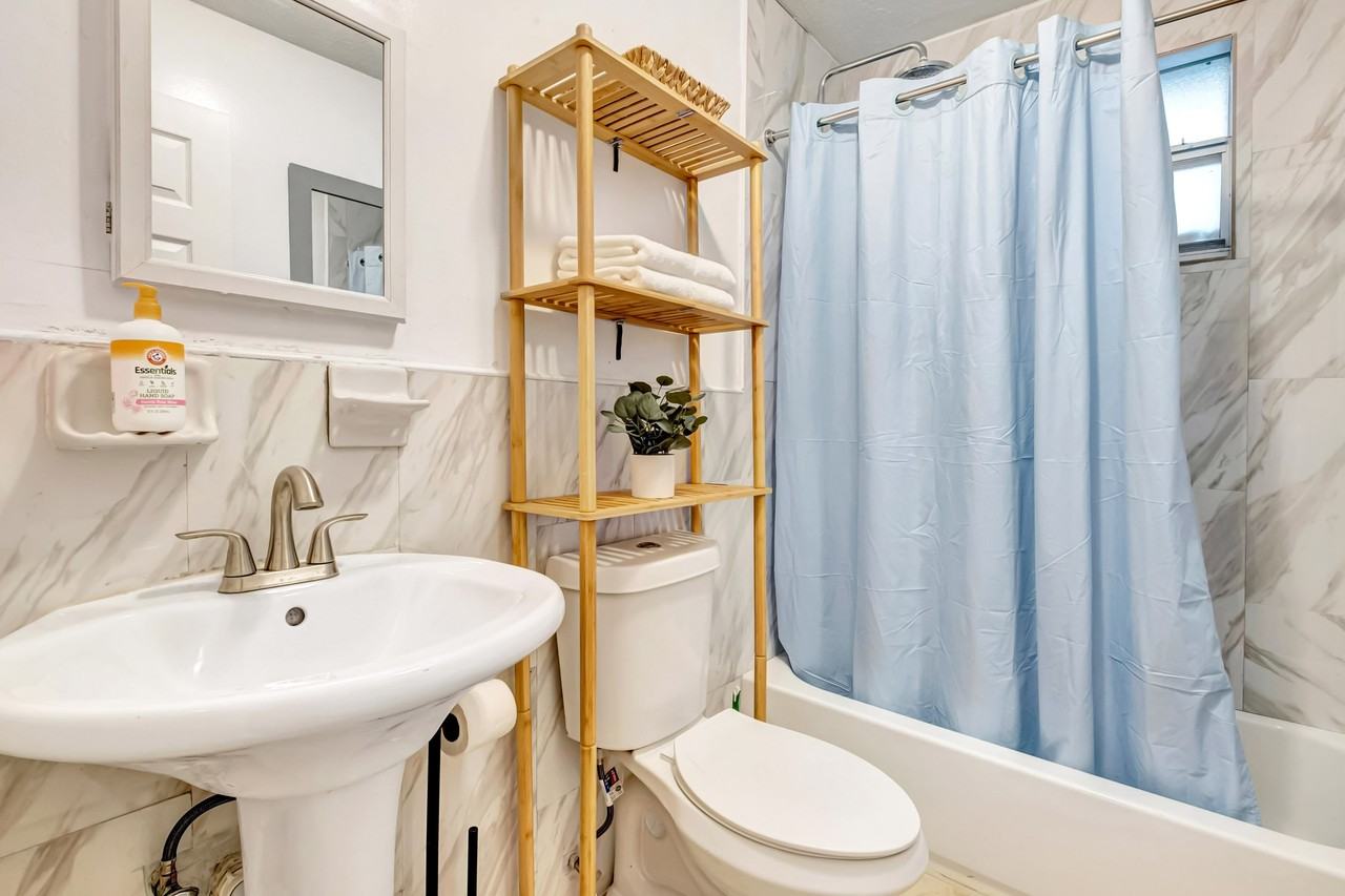 Northwest 32nd Street - Photo 2 of 14