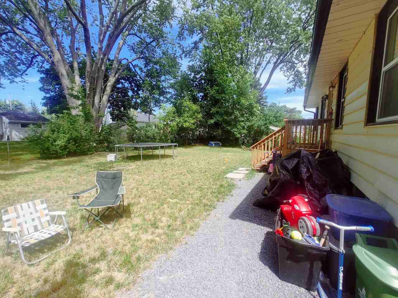 52 Olive Cres. - Photo 2 of 25