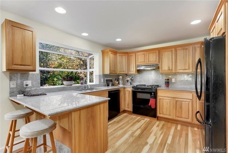 16034 76th Pl Ne - Photo 5 of 23