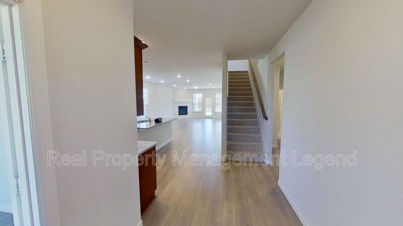 442 Diamond Creek Dr - Photo 3 of 39