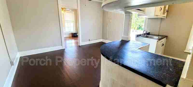 320 N Barcelona St #4